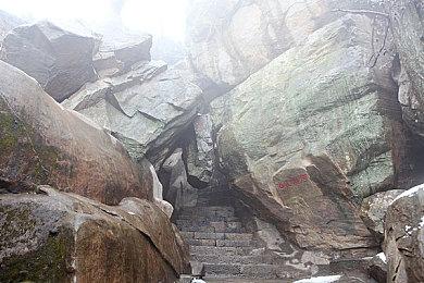 《湮灭线》正式版发售 扮演末日的机甲病毒